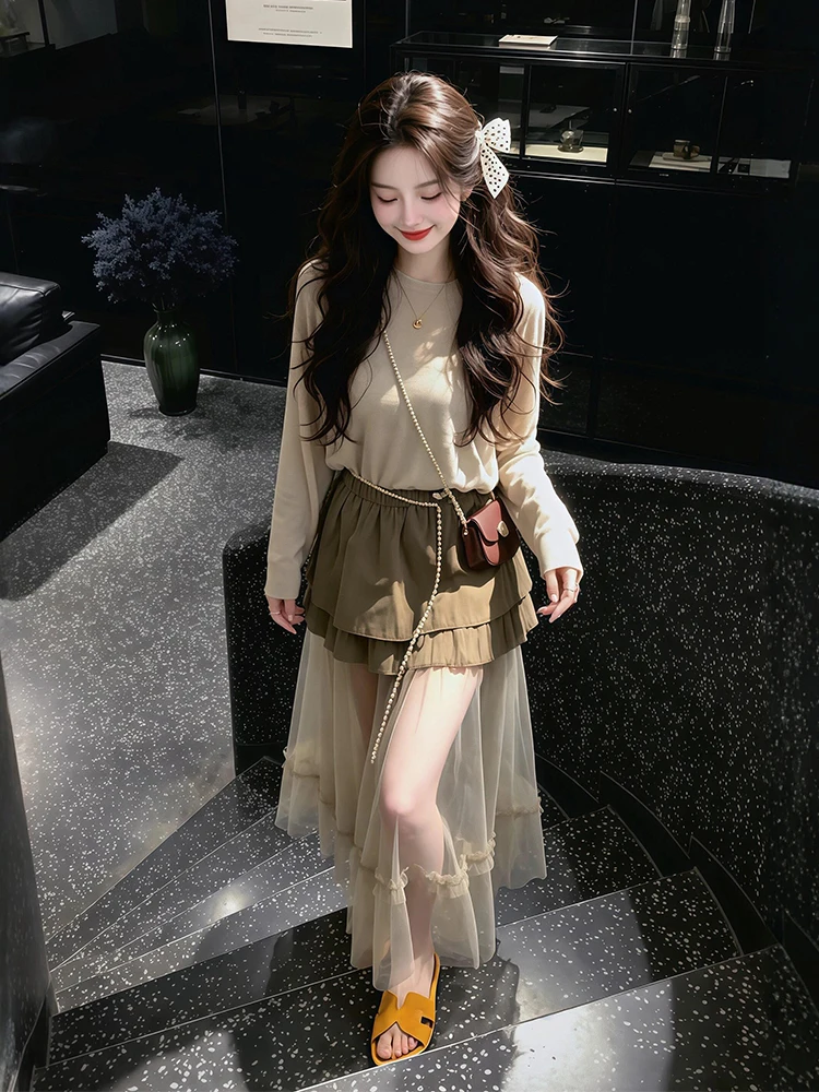 Korean Style Long Sleeve Lace Patchwork Summer New Arrival OOTD Set High Waist Midi Skirt And Top Breathable Lightweight Fash...
Korean Style Long Sleeve Lace Patchwork Summer New Arrival OOTD Set High Waist Midi Skirt And Top Breathable Lightweight Fash...