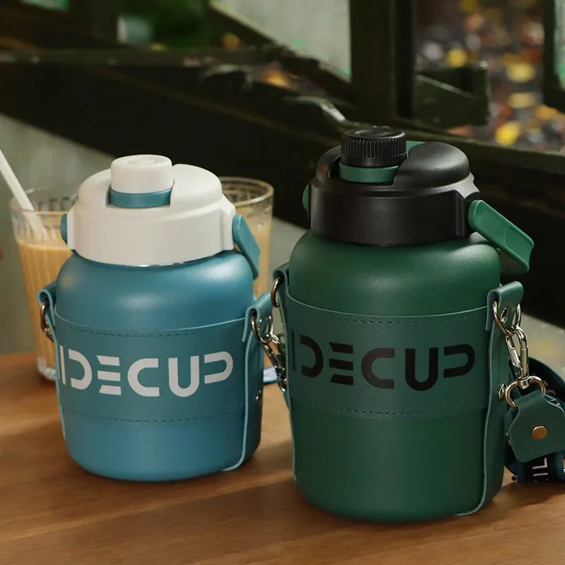 Large capacity stainless steel thermos bottle, outdoor portable water bottle with straw, vacuum flask
Large capacity stainless steel thermos bottle, outdoor portable water bottle with straw, vacuum flask