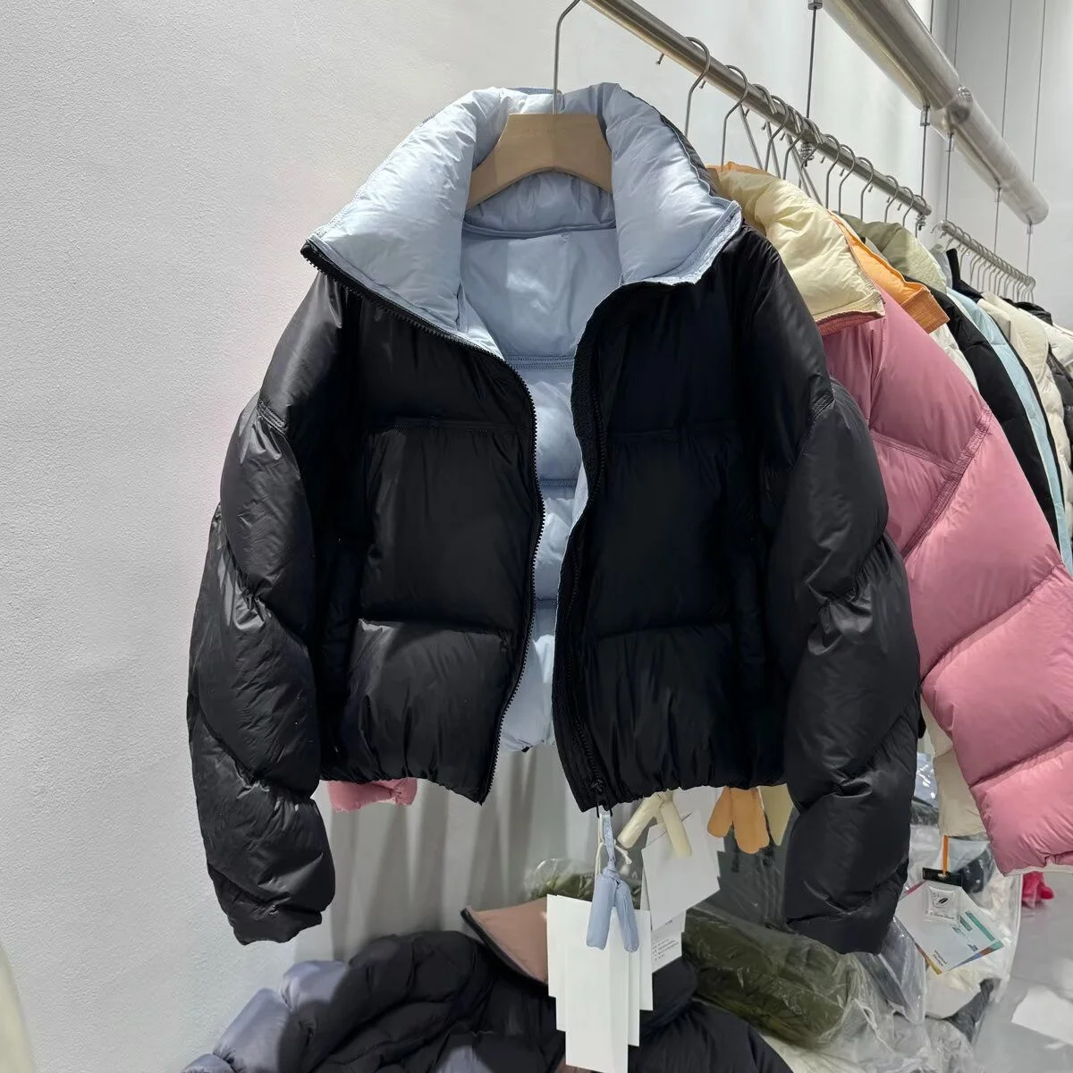 New 2024 Men's Thiened Winter Cotton Jaet Warm Bread Sle Spor Casual Trendy Outerwear Long Sve Zipper Closure
New 2024 Men's Thiened Winter Cotton Jaet Warm Bread Sle Spor Casual Trendy Outerwear Long Sve Zipper Closure