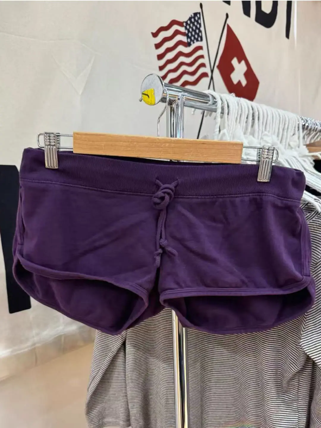 Purple Cotton Short Pant Women Simple Casual Elastic High Waist Casual SweatShorts Vintage Preppy Style Drawstring Bottoms Y2K
Purple Cotton Short Pant Women Simple Casual Elastic High Waist Casual SweatShorts Vintage Preppy Style Drawstring Bottoms Y2K