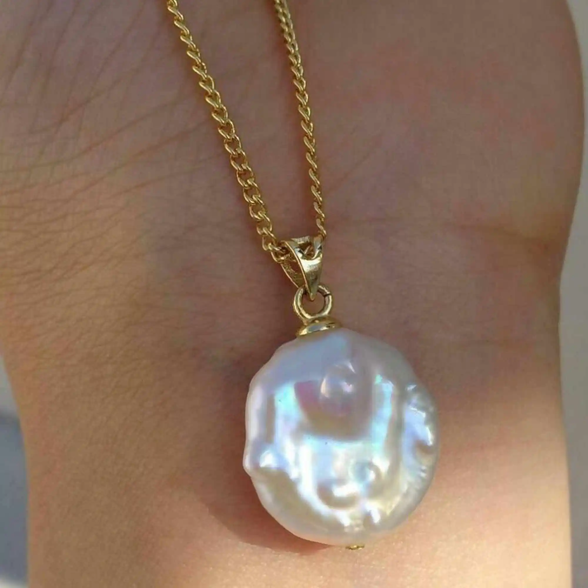 Classic Natural 18x17mm White coin pearl 14k gold necklace Amulet Chain Heart Wholesale Wedding Steel Crystal Charm Natural
Classic Natural 18x17mm White coin pearl 14k gold necklace Amulet Chain Heart Wholesale Wedding Steel Crystal Charm Natural