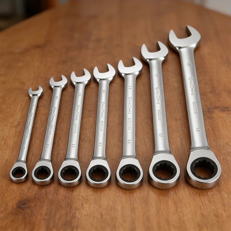 7Pcs Ratchet Combination Wrench Set Chrome Vanadium Steel Mirror Polish Rust Proof Heavy Duty with Storage Bag Tool Kit
7Pcs Ratchet Combination Wrench Set Chrome Vanadium Steel Mirror Polish Rust Proof Heavy Duty with Storage Bag Tool Kit