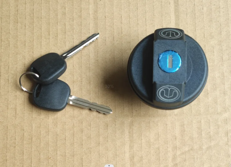 1101130-K00-B1 для крышки топливного бака автомобиля крышка крышки с ключом подходит для GREAT WALL HAVAL H3 H5 WINGLE 3 WIGNLE 5 WINGLE 6 STEED
1101130-K00-B1 для крышки топливного бака автомобиля крышка крышки с ключом подходит для GREAT WALL HAVAL H3 H5 WINGLE 3 WIGNLE 5 WINGLE 6 STEED