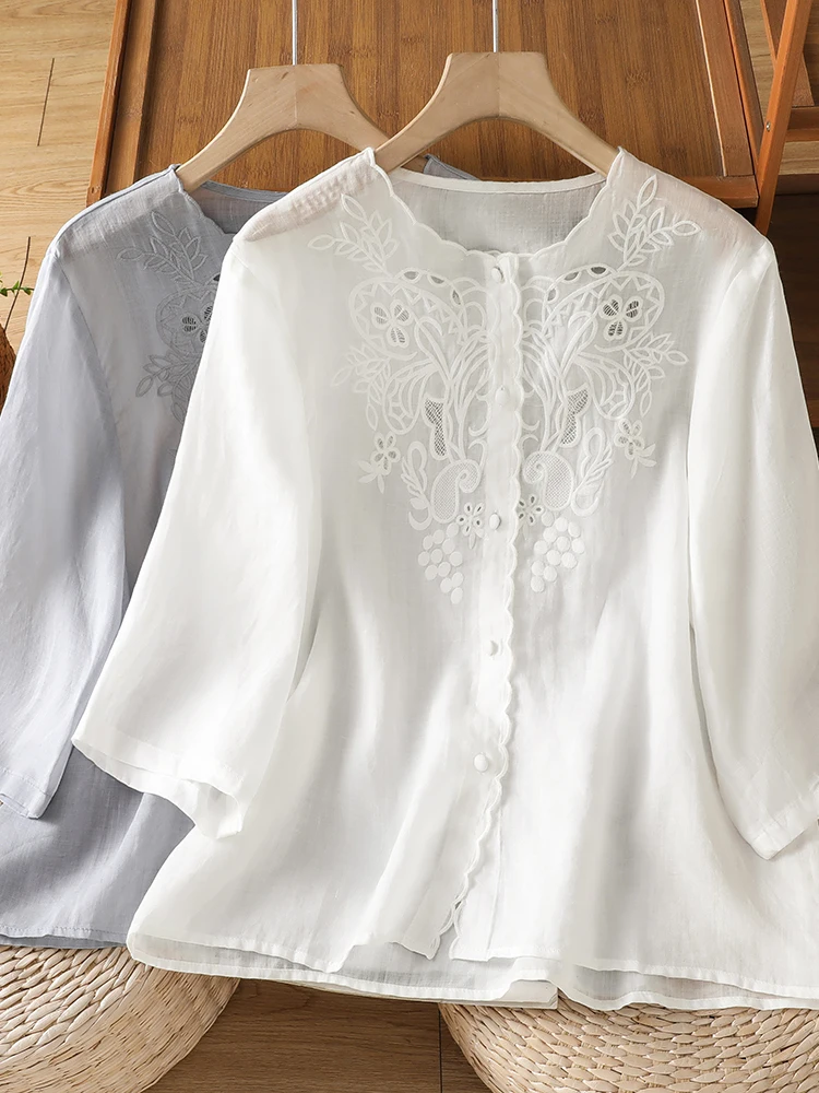Retro Heavy Embroidery Hollow out Seven Sleeve Loose Casual round Neck Top Women's Fashionable Versatile Summer New Style Shirt
Retro Heavy Embroidery Hollow out Seven Sleeve Loose Casual round Neck Top Women's Fashionable Versatile Summer New Style Shirt