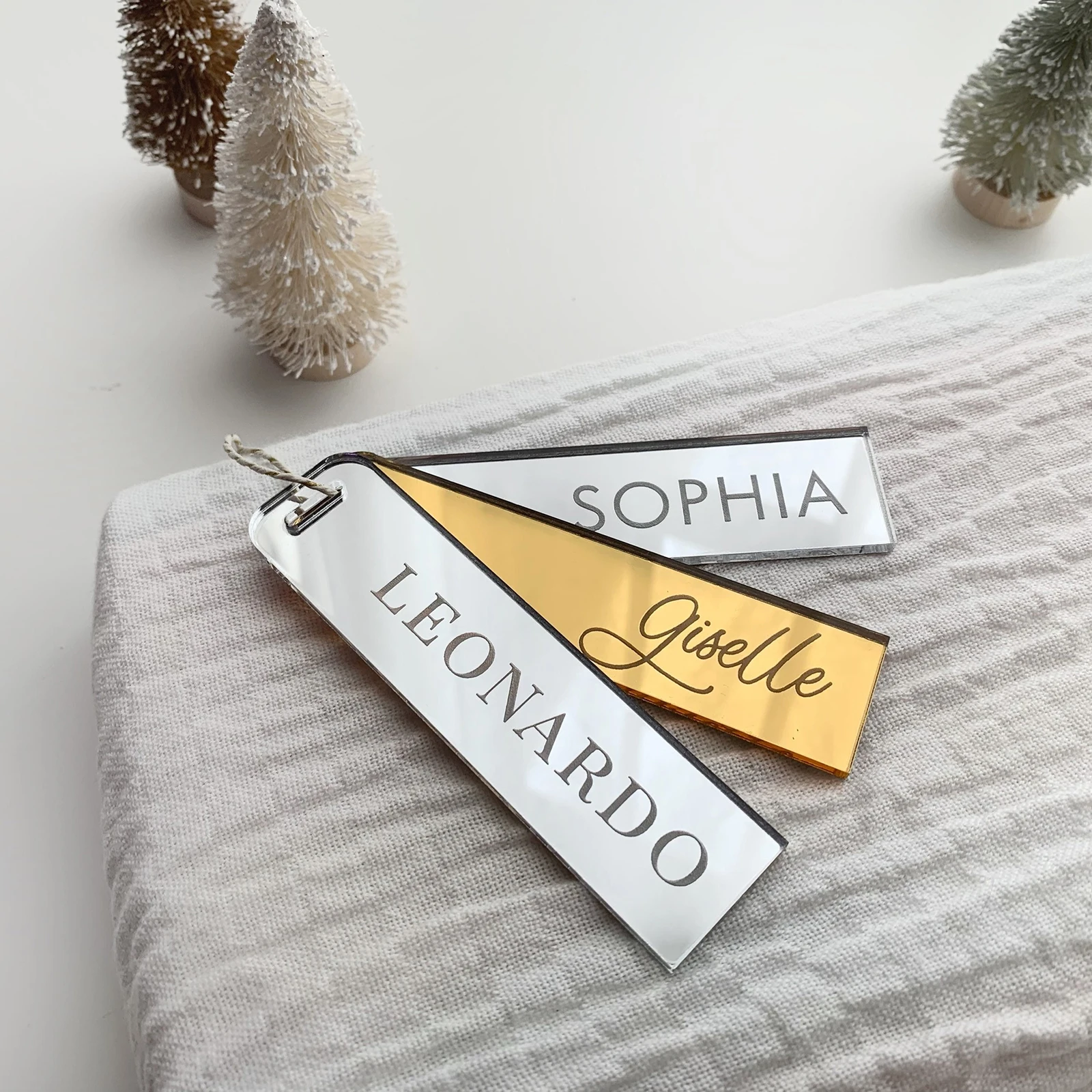 Gold/Silver Mirror Acrylic Bookmark,30/50/100PCS Clear DIY Acrylic Blanks Wedding Place Cards,Gift Tag,Party Banquet Seat Decor
Gold/Silver Mirror Acrylic Bookmark,30/50/100PCS Clear DIY Acrylic Blanks Wedding Place Cards,Gift Tag,Party Banquet Seat Decor