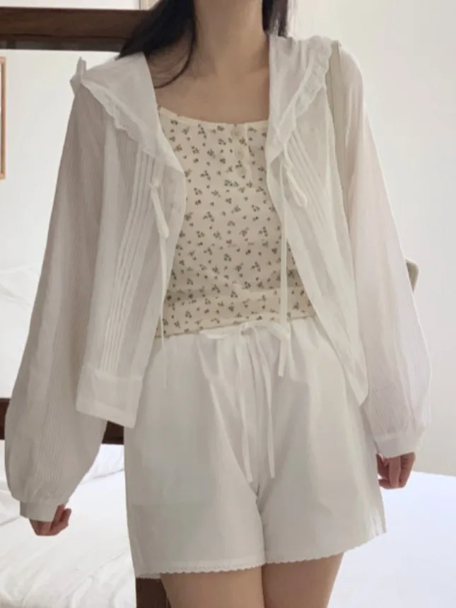 Chic Summer New Sweet Trimed ort Svel Long Sve Sun Protection irt Waist Cinching Slimming Design Top for Women
Chic Summer New Sweet Trimed ort Svel Long Sve Sun Protection irt Waist Cinching Slimming Design Top for Women