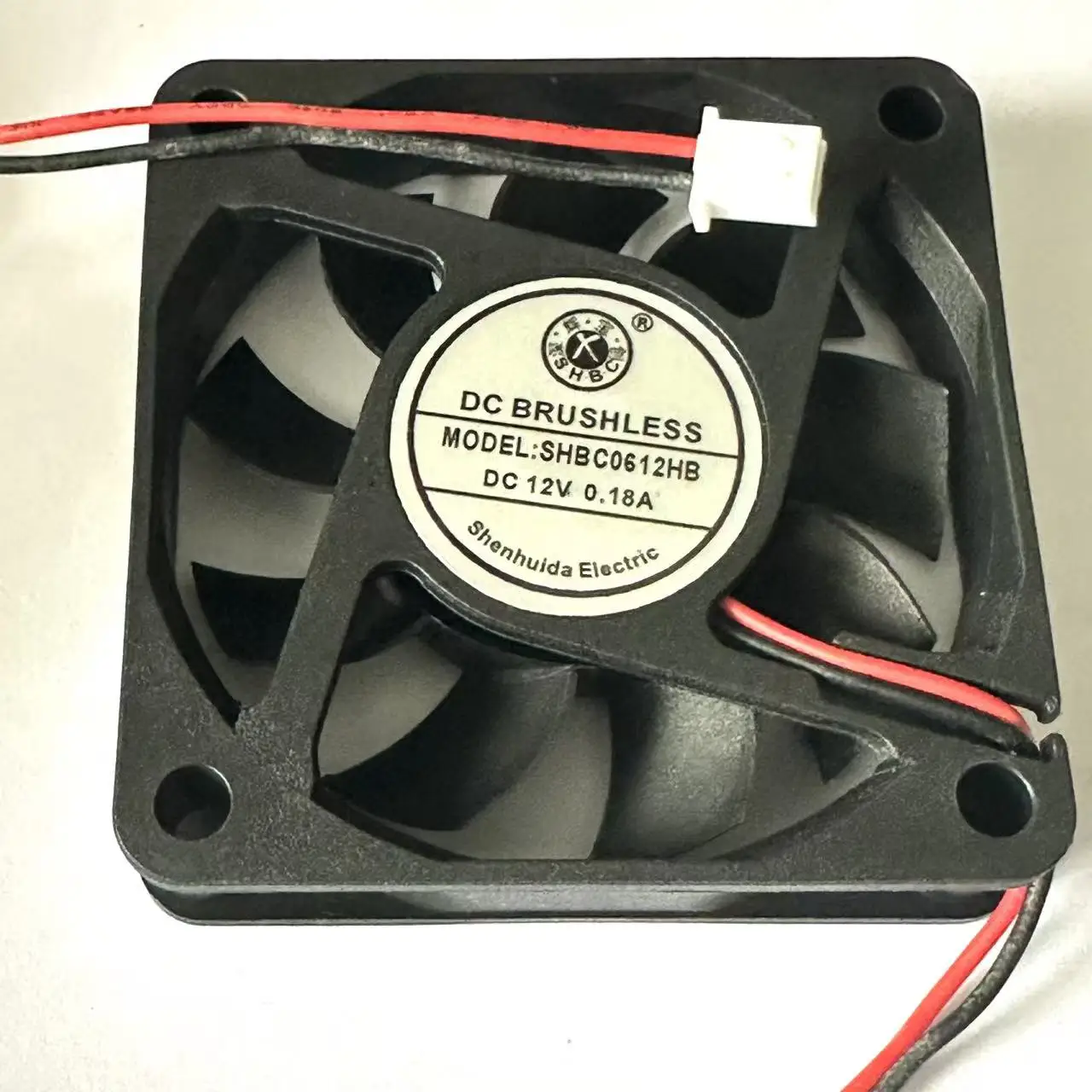 SHBC SHBC0612HB DC 12V 0.18A 60x60x15mm 2-Wire Server Cooling Fan
SHBC SHBC0612HB DC 12V 0.18A 60x60x15mm 2-Wire Server Cooling Fan