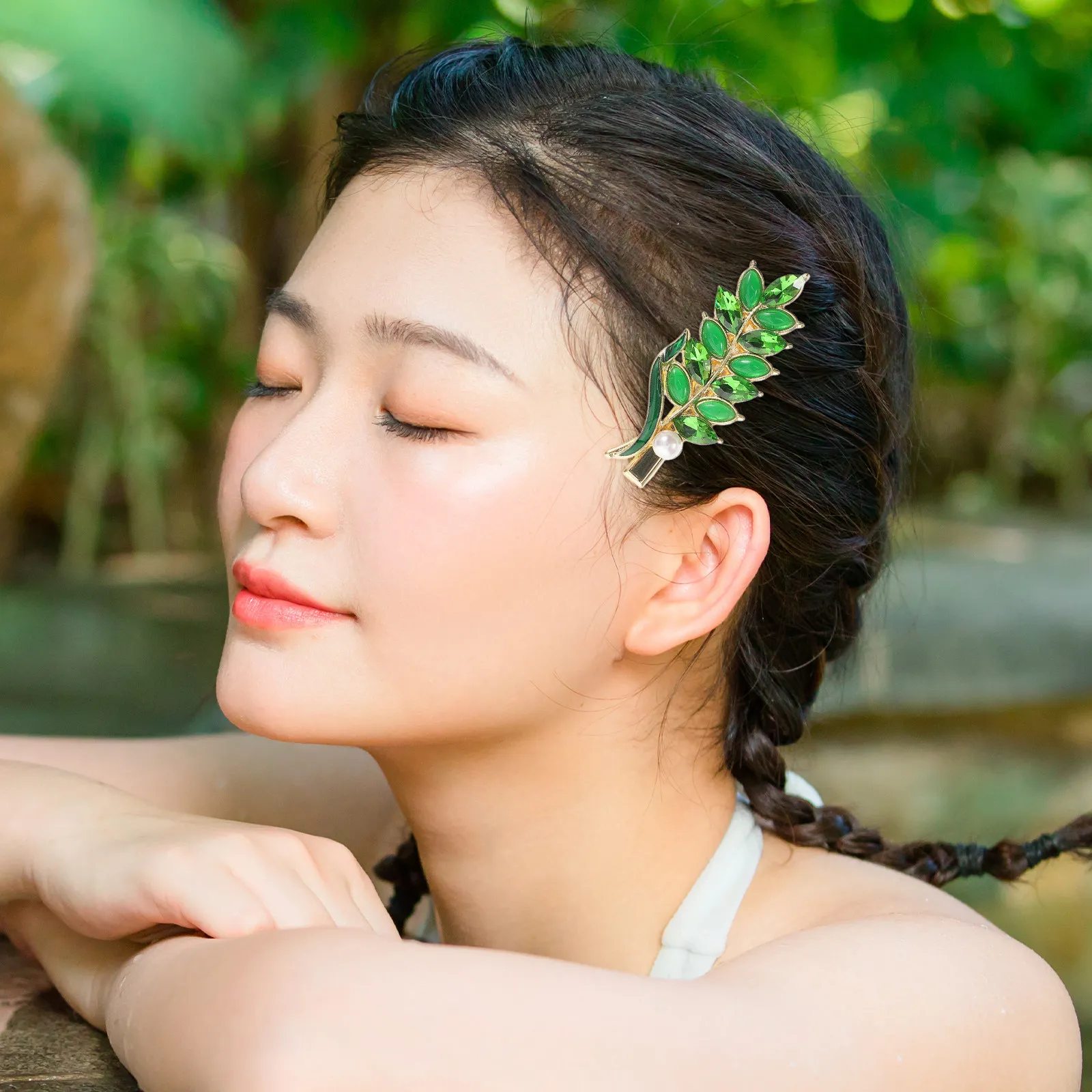 2 шт. заколки для волос в форме листа, зеленые с белым, легкие, для боковых прядей, винтажный стиль, со стразами, для свадьбы и на каждый день
2 шт. заколки для волос в форме листа, зеленые с белым, легкие, для боковых прядей, винтажный стиль, со стразами, для свадьбы и на каждый день