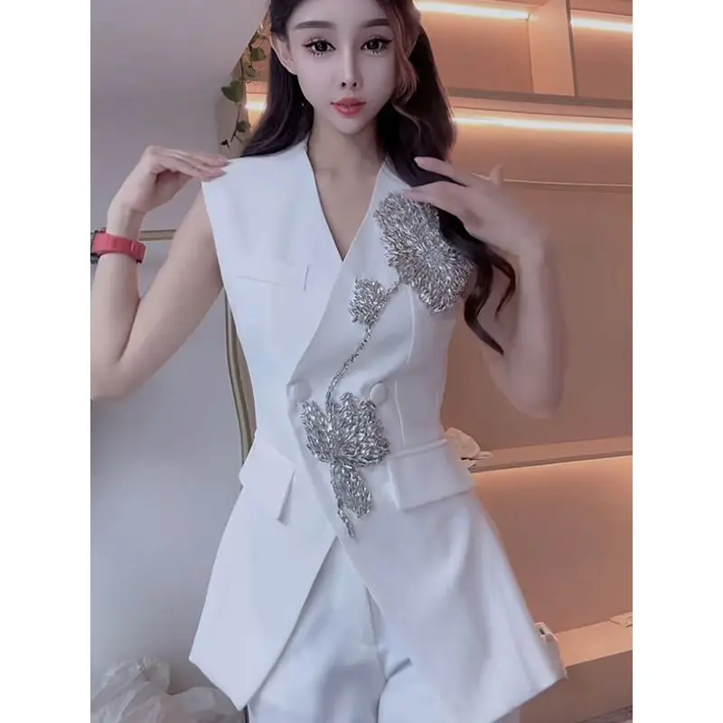 Summer New Korean Version Waist Cinching Slimming V-neck Sleeveless Top+high Waist Wide Leg Pants Two-piece Set
Summer New Korean Version Waist Cinching Slimming V-neck Sleeveless Top+high Waist Wide Leg Pants Two-piece Set