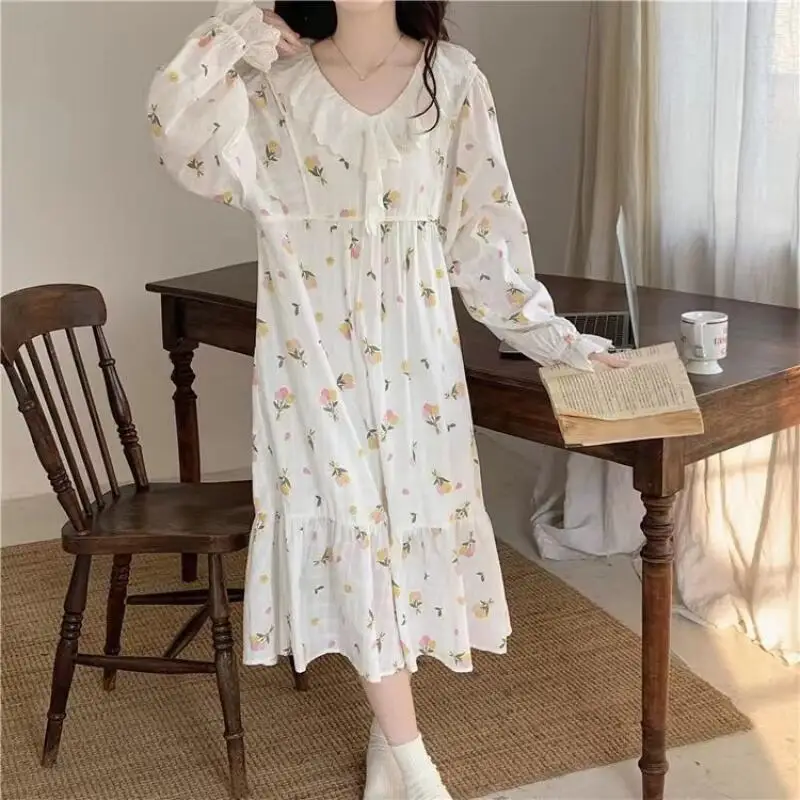 Female Women's Sleeping Skirt Long Sleeves Nightgowns Pajamas Lace Trim Nightdress Courtly Style Home Clothes Dress New Products
Female Women's Sleeping Skirt Long Sleeves Nightgowns Pajamas Lace Trim Nightdress Courtly Style Home Clothes Dress New Products