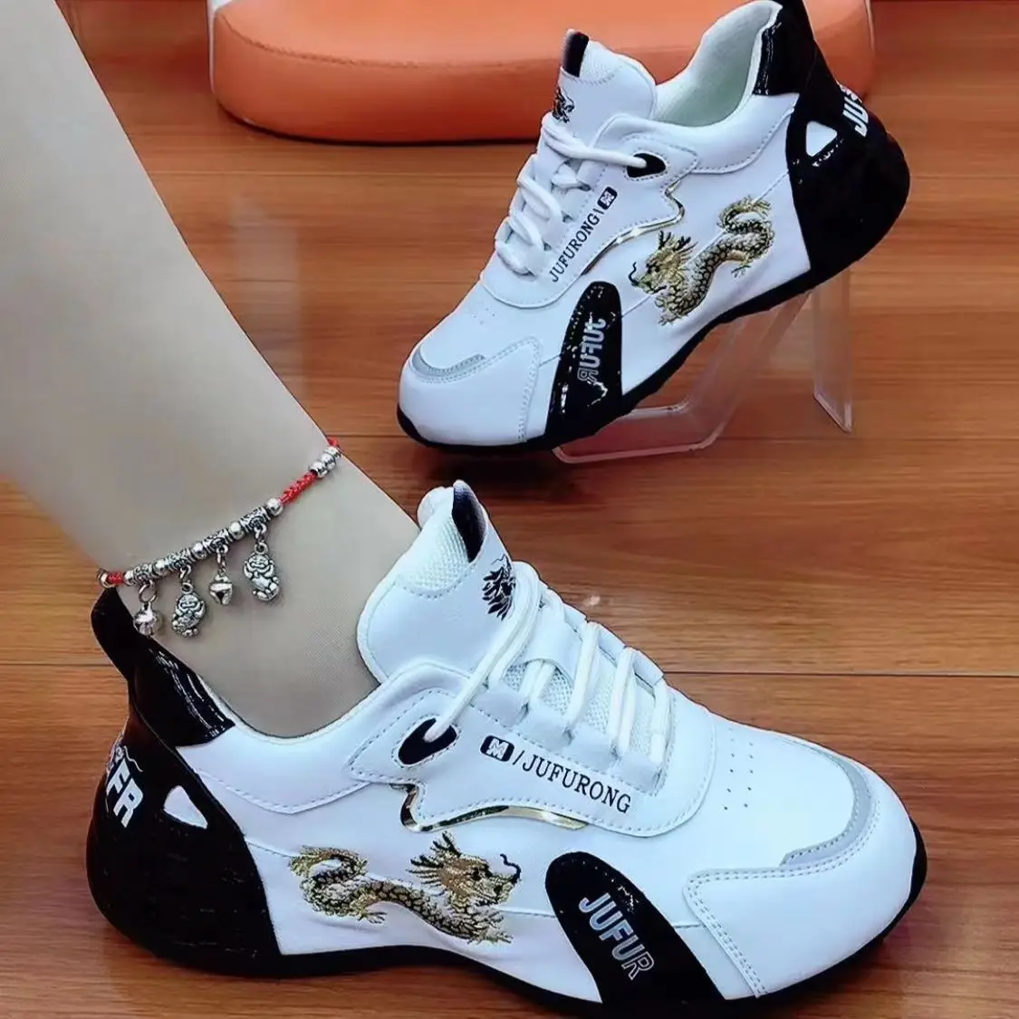 Women's Shoes 2025 Spring Color blocked Leather Soft soled Casual Shoes Women's Sports Shoes
Women's Shoes 2025 Spring Color blocked Leather Soft soled Casual Shoes Women's Sports Shoes