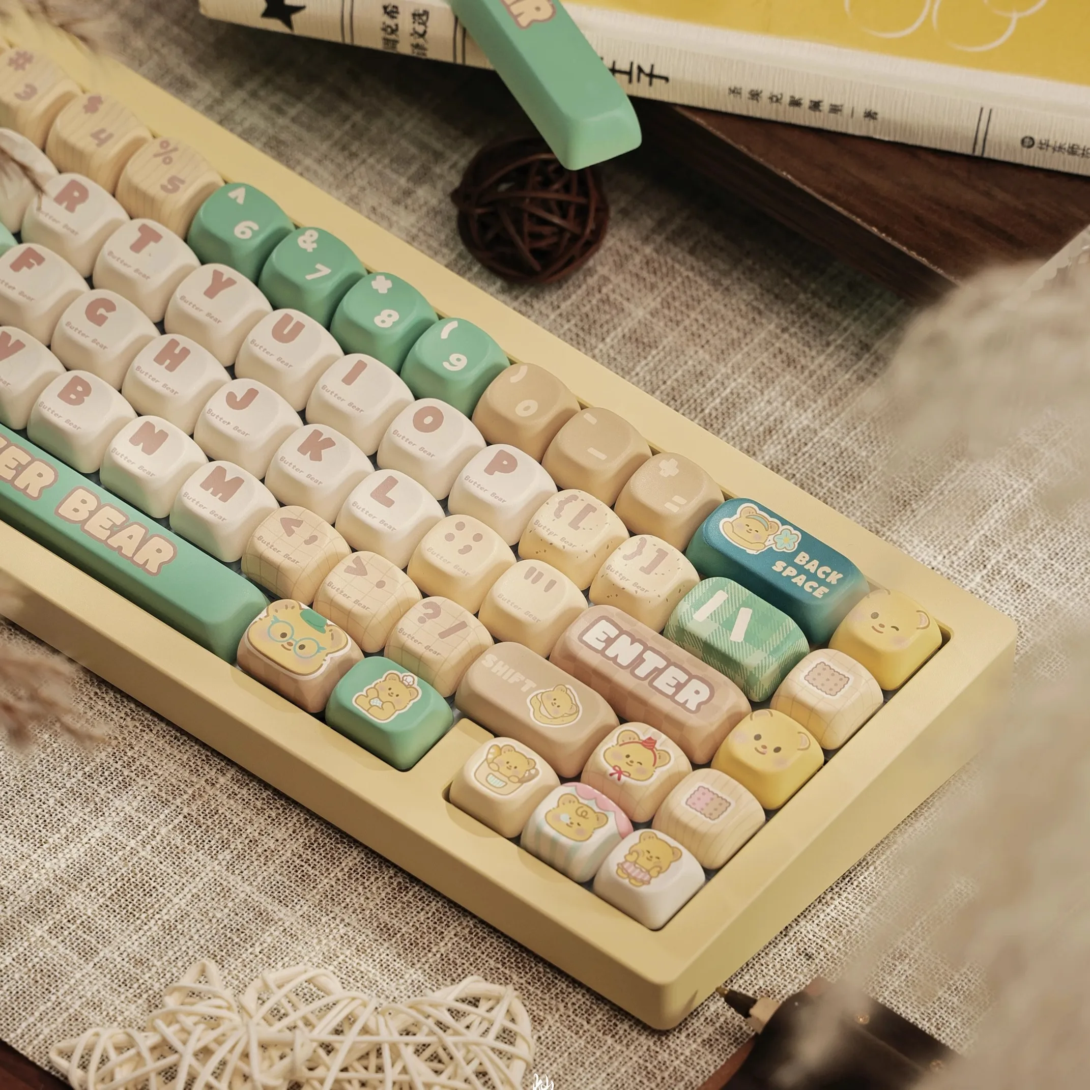 MOA Butter Bear Keycap PBT Five-sided Thermal Sublimation Cute Keycaps for DIY Mechanical Keyboard Ergonomic Key Cap Girls Gifts
MOA Butter Bear Keycap PBT Five-sided Thermal Sublimation Cute Keycaps for DIY Mechanical Keyboard Ergonomic Key Cap Girls Gifts