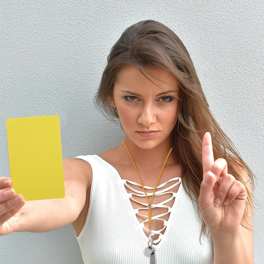 1 set Referee Kit Red Yellow Cards Folding Belt Pen Notepad Metal Whistles Soccer Match Tools Portable Wallet Football Supply
1 set Referee Kit Red Yellow Cards Folding Belt Pen Notepad Metal Whistles Soccer Match Tools Portable Wallet Football Supply