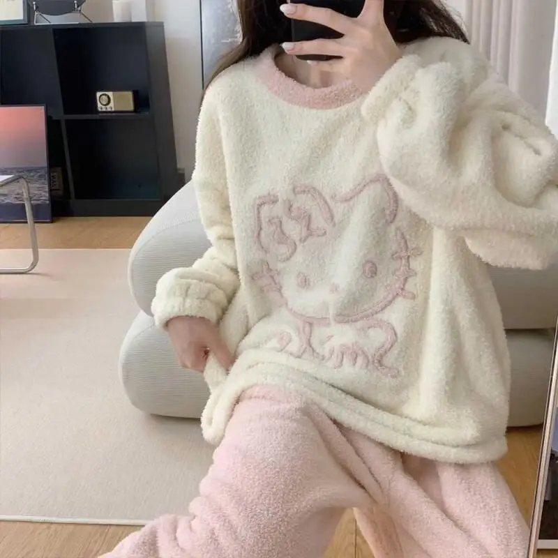 Sanrios Cute Pajamas Hello Kittys Girls Long Sleeve Trousers Sweet Fashion Home Clothing Comfort New Style Gift for Girlfriend
Sanrios Cute Pajamas Hello Kittys Girls Long Sleeve Trousers Sweet Fashion Home Clothing Comfort New Style Gift for Girlfriend