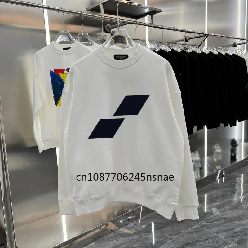 2023 Autumn and Winter Round Neck Loose Hoodie WE11 Niche Trendy Brand American Pure Cotton Loose Fitting Couple Hooded Tops
2023 Autumn and Winter Round Neck Loose Hoodie WE11 Niche Trendy Brand American Pure Cotton Loose Fitting Couple Hooded Tops