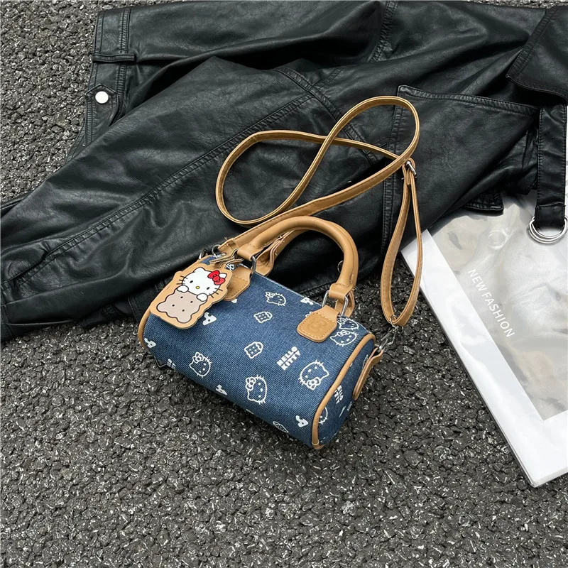 Hello Kitty новая мини-женская сумка мультфильм милая женская сумка через плечо модная повседневная мини-сумка подарок на годовщину
Hello Kitty новая мини-женская сумка мультфильм милая женская сумка через плечо модная повседневная мини-сумка подарок на годовщину