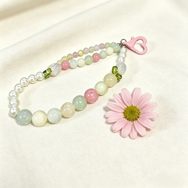 Mori Girl Heart Beaded Mobile Phone Chain, Daily Versatile Pendant
Mori Girl Heart Beaded Mobile Phone Chain, Daily Versatile Pendant