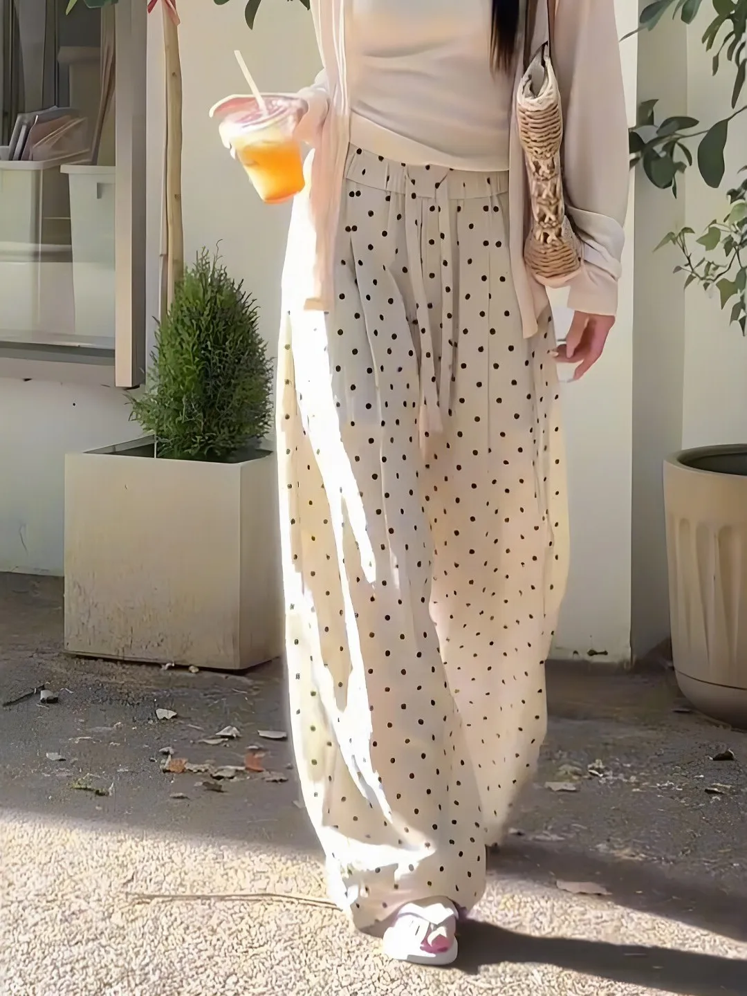 High Waist Casual Pants Women plus Size Drapey Polka Dot Slimming Hide Meat Wide Leg Pants Breathable Straight Leg Pants
High Waist Casual Pants Women plus Size Drapey Polka Dot Slimming Hide Meat Wide Leg Pants Breathable Straight Leg Pants
