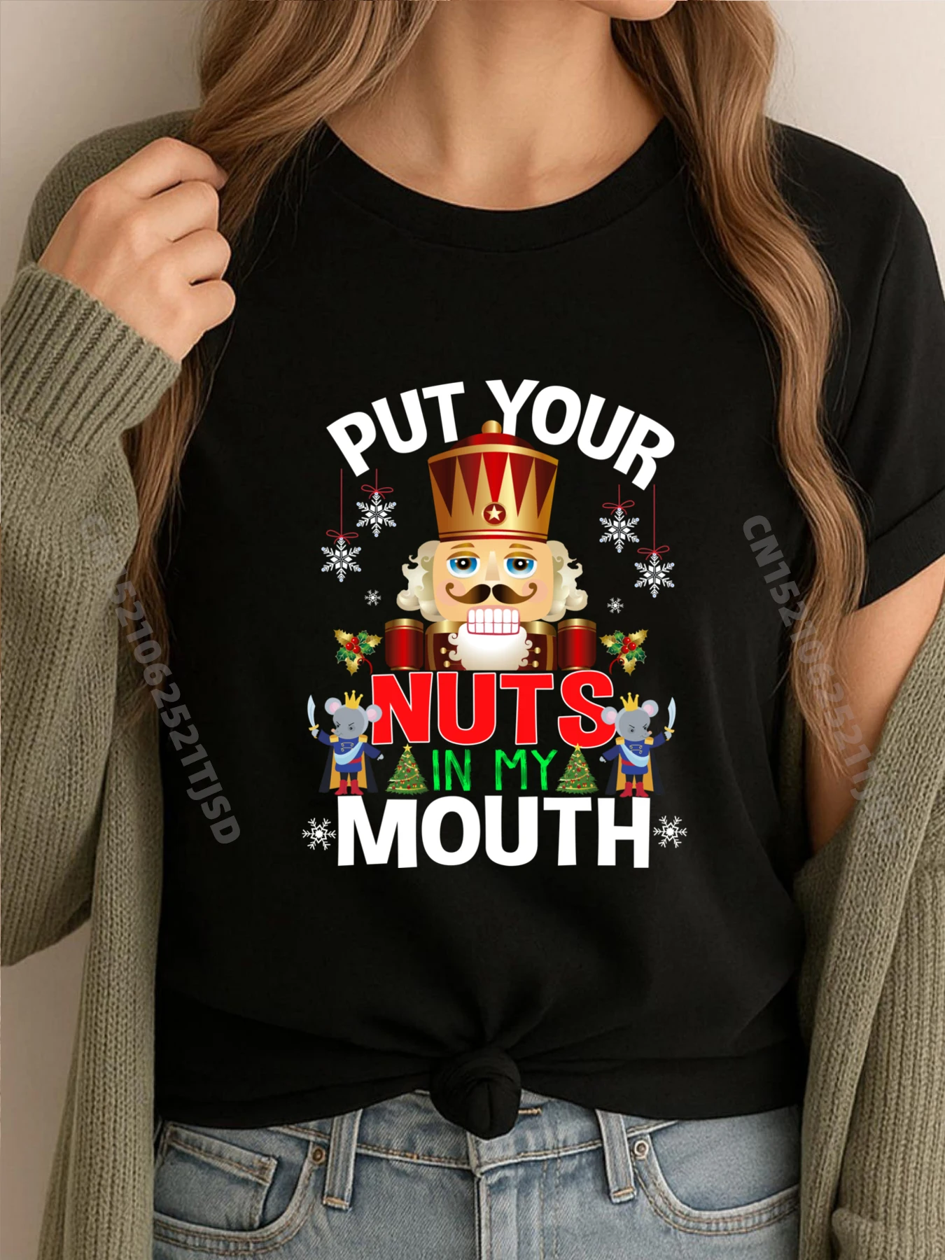 Непослушный Щелкунчик Put Your Nuts In My Mouth Рождественская уличная футболка Мужская
Непослушный Щелкунчик Put Your Nuts In My Mouth Рождественская уличная футболка Мужская