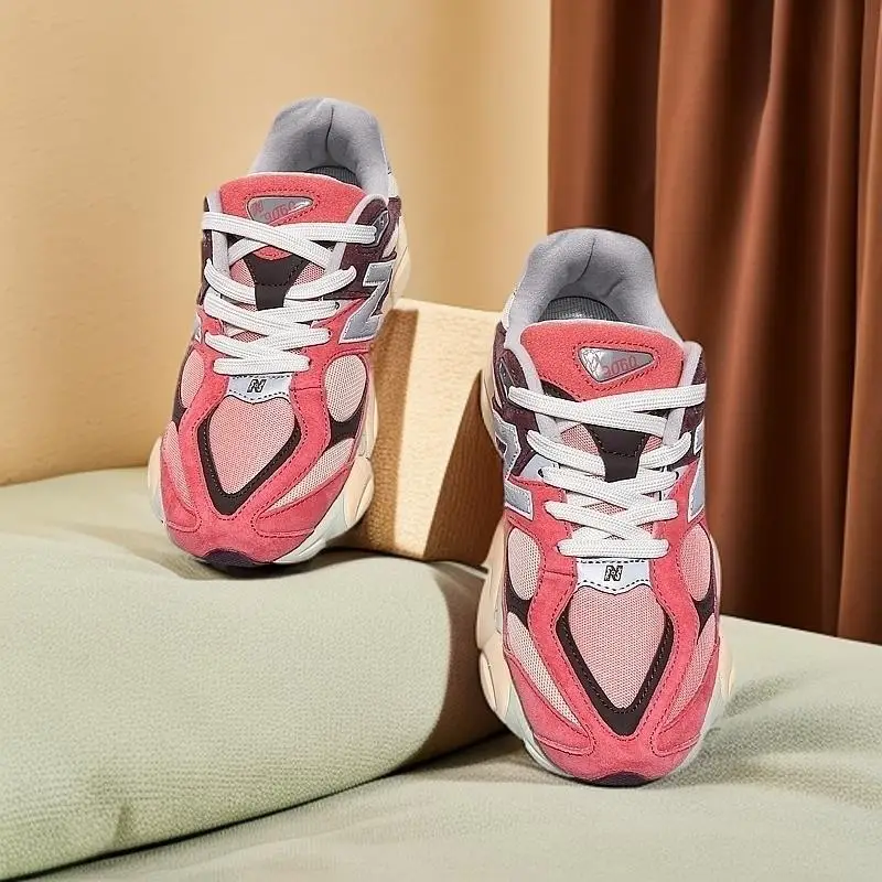 Snow Boots Durable - upper casual sports shoes, resist scratches, long - term use
Snow Boots Durable - upper casual sports shoes, resist scratches, long - term use