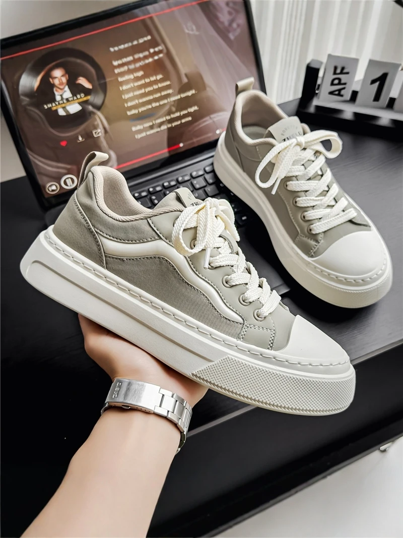 Men's Summer New Ice Silk Canvas Shoes Breathable Lightweight Soft Bottom Thick Bottom Casual All-Match Low Top Sneakers
Men's Summer New Ice Silk Canvas Shoes Breathable Lightweight Soft Bottom Thick Bottom Casual All-Match Low Top Sneakers