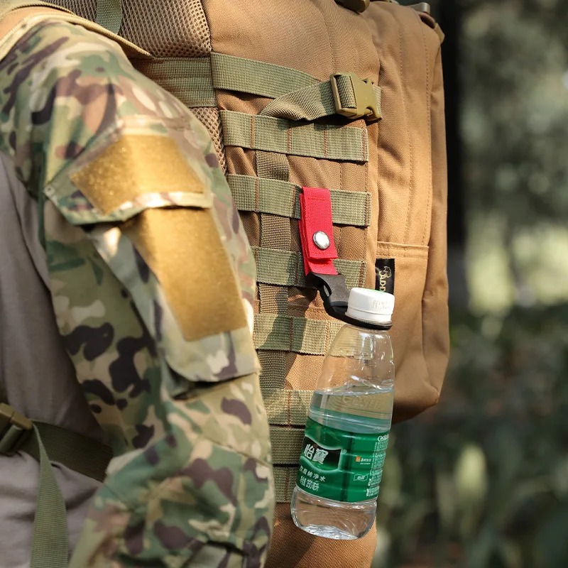 Outdoor tactical webbing hanging multifunctional hiking buckle portable water bottle hanging buckle mineral water clip buckle
Outdoor tactical webbing hanging multifunctional hiking buckle portable water bottle hanging buckle mineral water clip buckle