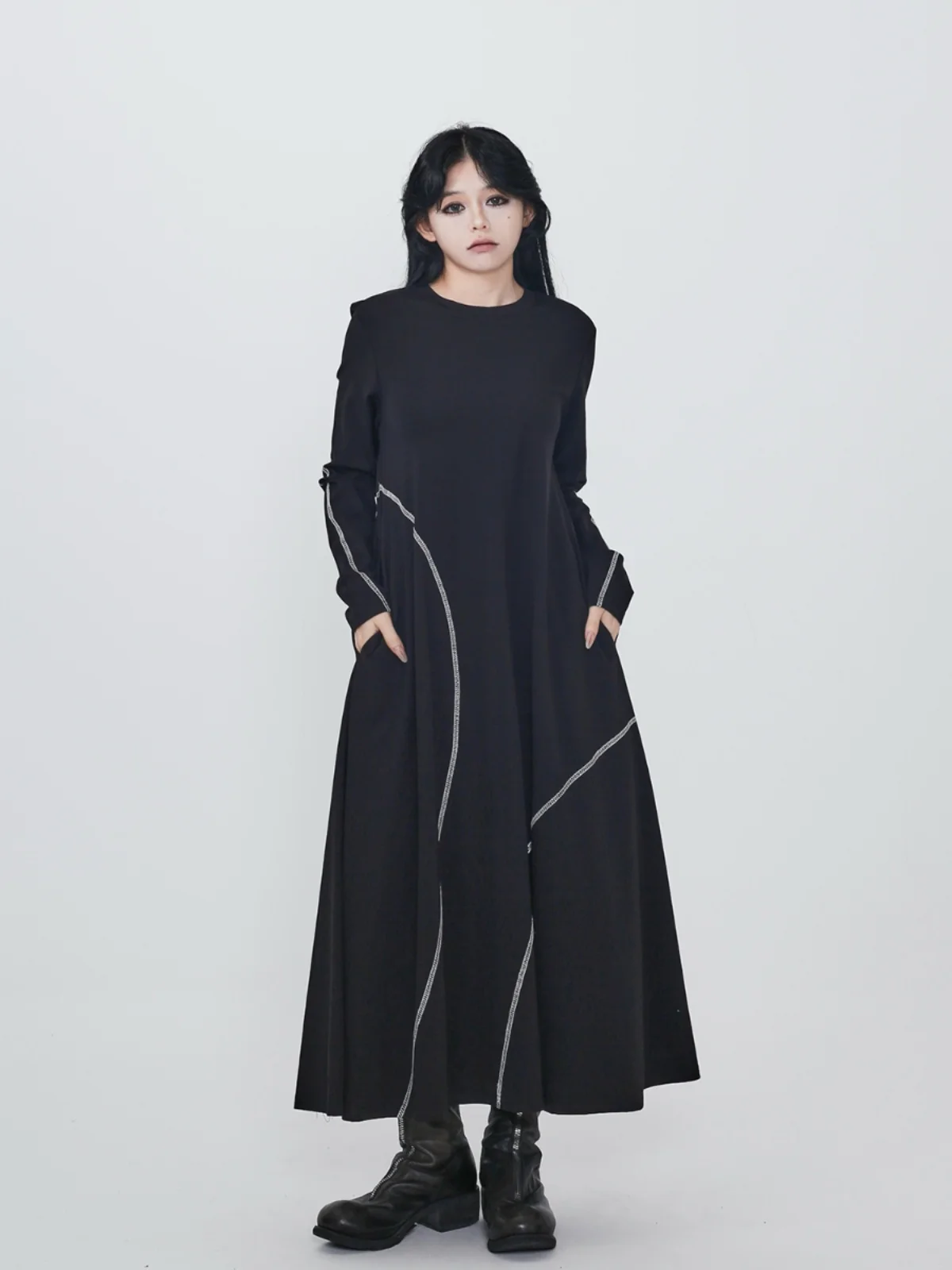 Dark Geometric Line Slim Design High-End Atmosphere Base Dress Hidden Seek Autumn Winter New Arrival A-Line Midi Dress
Dark Geometric Line Slim Design High-End Atmosphere Base Dress Hidden Seek Autumn Winter New Arrival A-Line Midi Dress