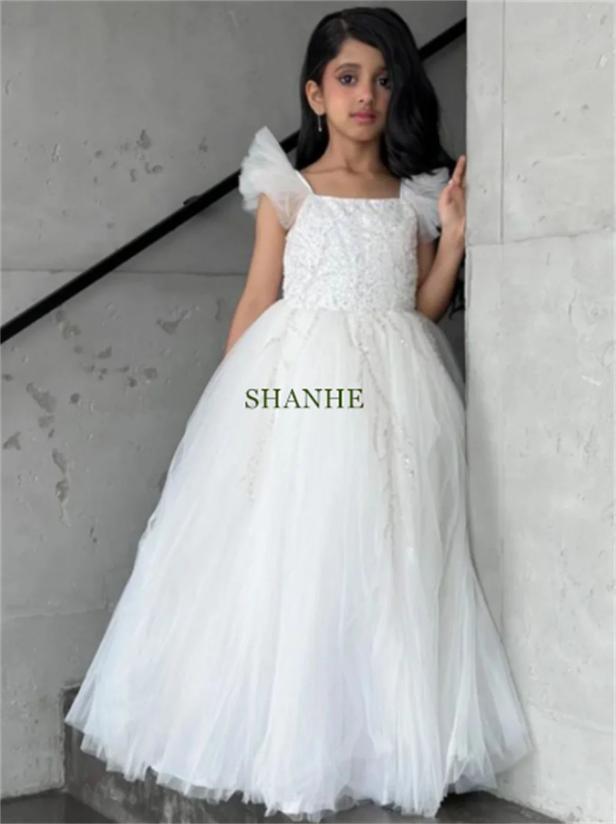CuFlower Girl Dresses White Tulle Square Neck For Wedding Birthday Party Holy First Communion Gowns Child Size 1-14T
CuFlower Girl Dresses White Tulle Square Neck For Wedding Birthday Party Holy First Communion Gowns Child Size 1-14T