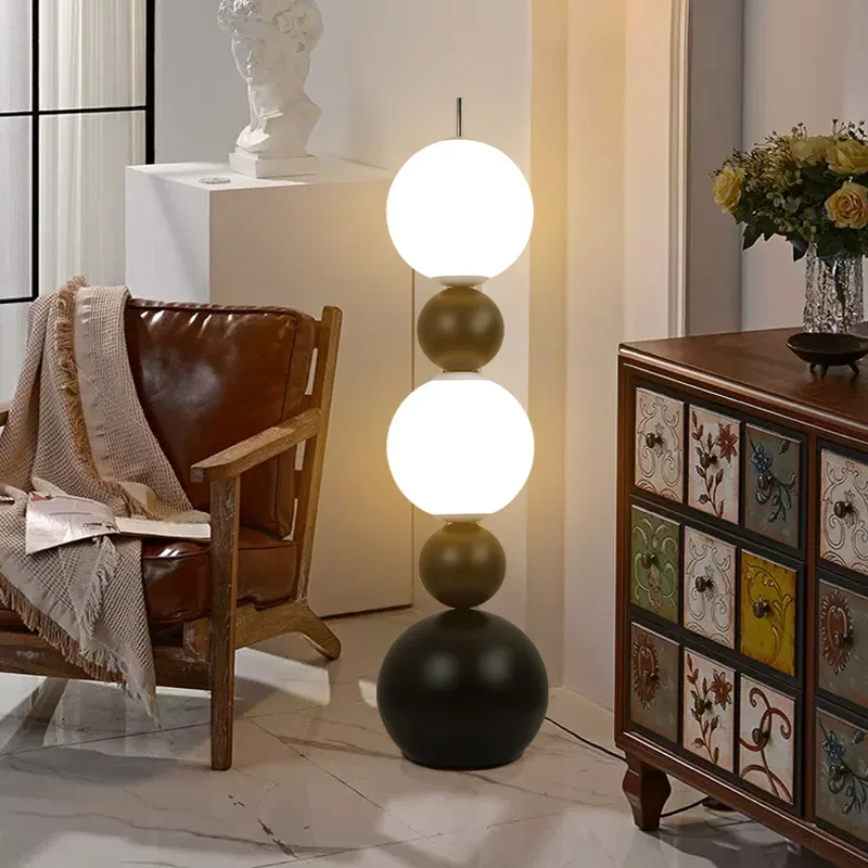 2025 Simple Creative Tomatoes on Sticks Floor Lamp Nordic Designer Art Bedroom Living Room Sofa Side Vertical Decorative Floor L
2025 Simple Creative Tomatoes on Sticks Floor Lamp Nordic Designer Art Bedroom Living Room Sofa Side Vertical Decorative Floor L