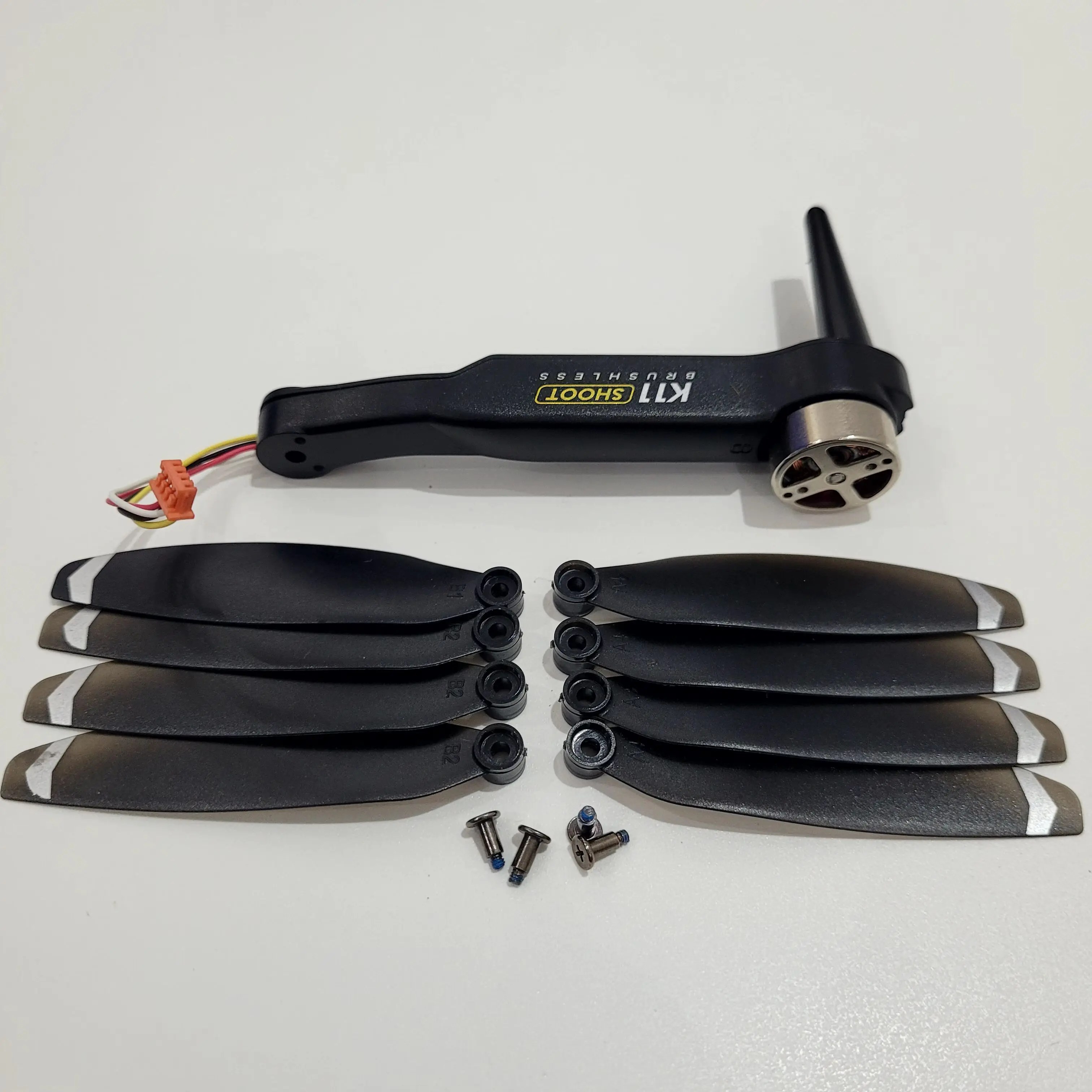 K11 MAX Drone Front B Arm with Propeller Blade Spare Part Kit for Toy Helicopter RC Quadcopter K11 K11MAX Motor Arm Front B Acce
K11 MAX Drone Front B Arm with Propeller Blade Spare Part Kit for Toy Helicopter RC Quadcopter K11 K11MAX Motor Arm Front B Acce