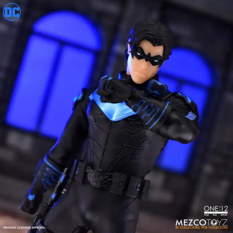 100% Original Mezco Toyz Nightwing 1/12 Batman Genuine In Stock Figure Model Collection Toys Gifts
100% Original Mezco Toyz Nightwing 1/12 Batman Genuine In Stock Figure Model Collection Toys Gifts