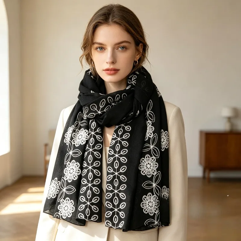 Lightweight Long Scarf Colorblock Lace Floral Print Versatile Wrap for Daily Use
Lightweight Long Scarf Colorblock Lace Floral Print Versatile Wrap for Daily Use