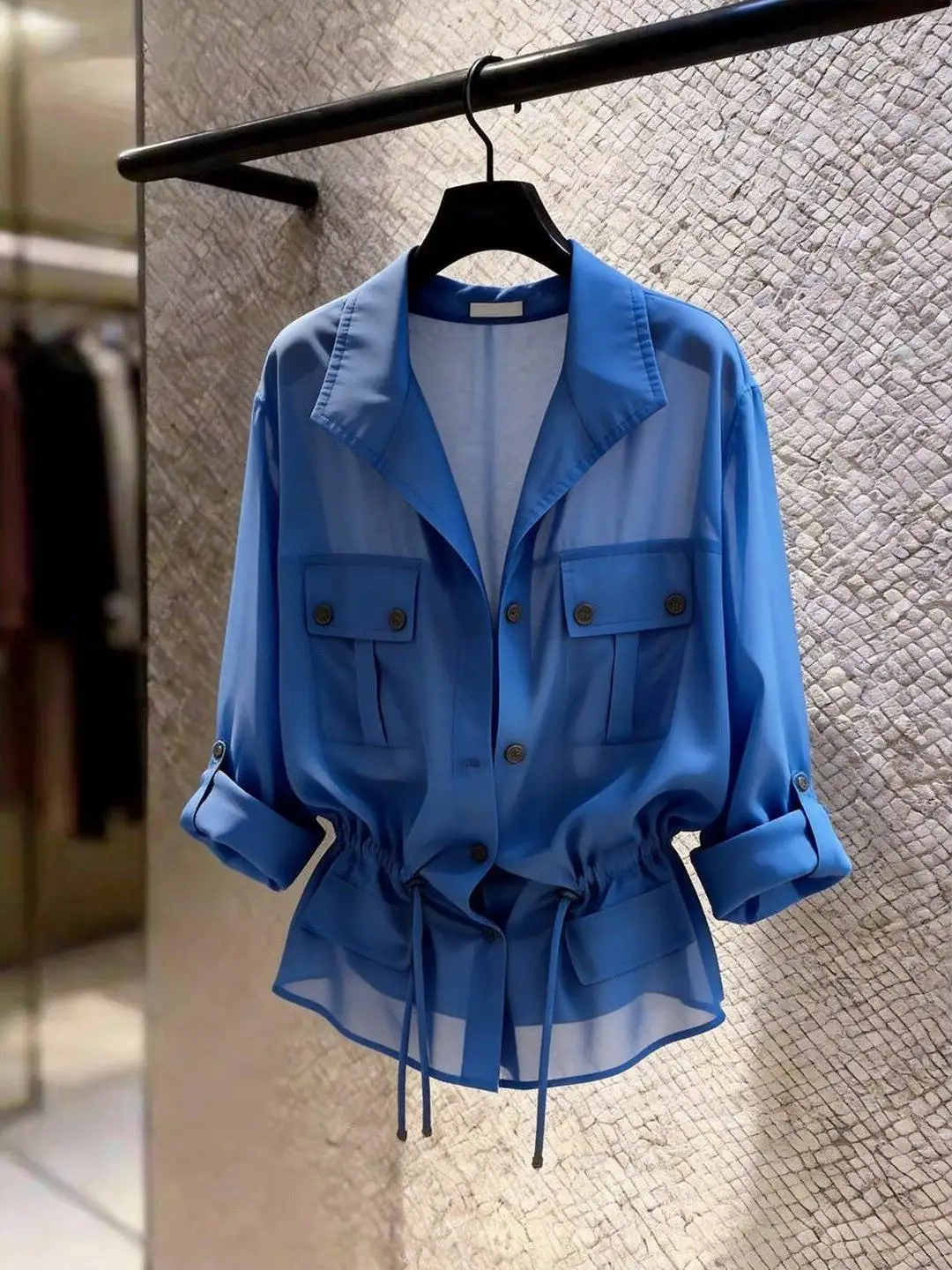 Chic Unique Large Size Shirt Design Sensation Summer New Loose Women's Top Elegant Feel Commute Style Button Detail Long Sleeve
Chic Unique Large Size Shirt Design Sensation Summer New Loose Women's Top Elegant Feel Commute Style Button Detail Long Sleeve