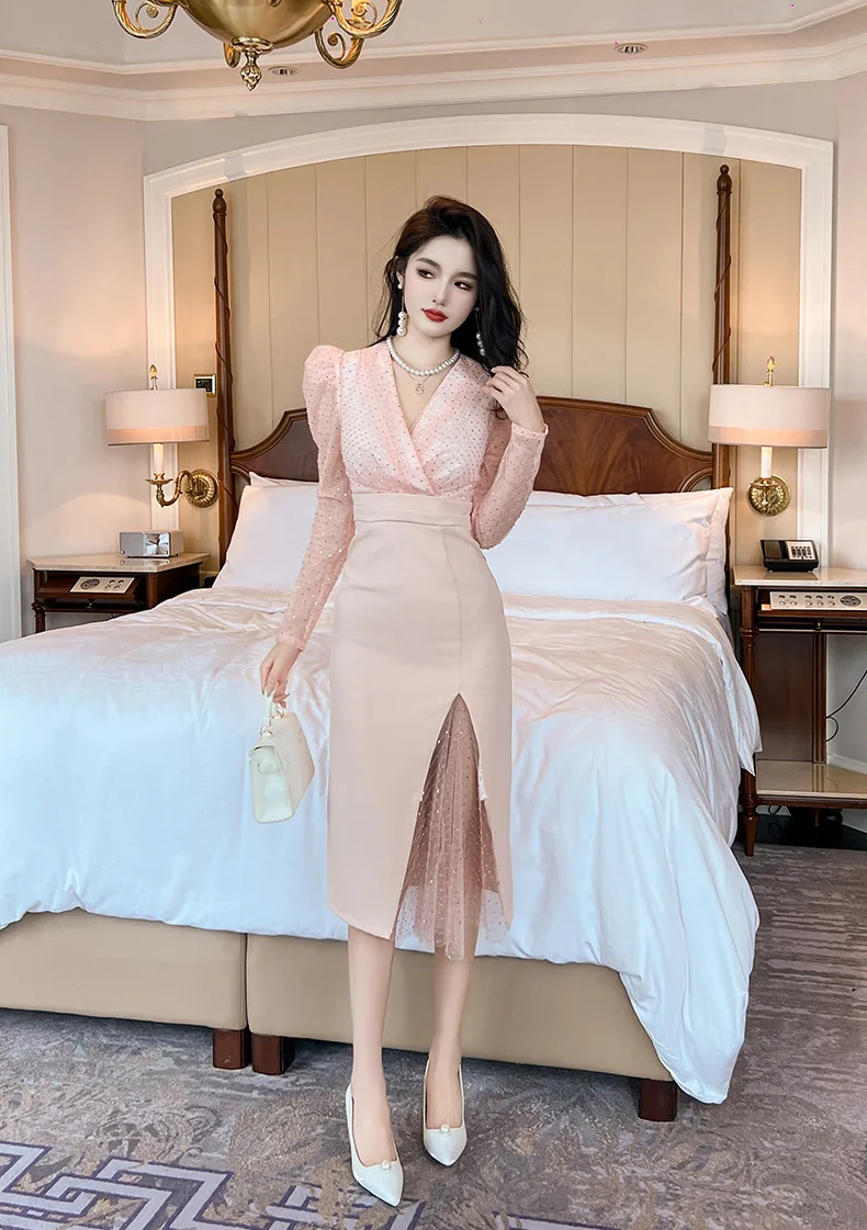 Sweet polka dot mesh stitching dress autumn new style celebrity pink design hip skirt
Sweet polka dot mesh stitching dress autumn new style celebrity pink design hip skirt