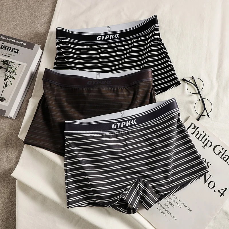 Women's Ice Silk Boxers Home Pants Boxer Panties Women's Mid-Waist Breathable Panties Girls' Safety Pants Comfortable Panties
Women's Ice Silk Boxers Home Pants Boxer Panties Women's Mid-Waist Breathable Panties Girls' Safety Pants Comfortable Panties