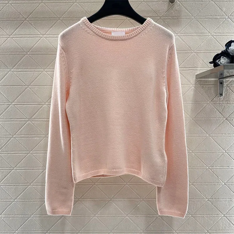 High-quality women's knitted pullover sweater with logo decoration and round neckline pink color for spring,autumn 25830108
High-quality women's knitted pullover sweater with logo decoration and round neckline pink color for spring,autumn 25830108