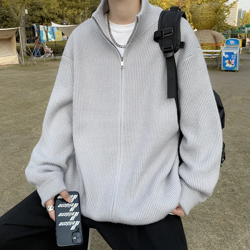 Men's Zipper Cardigan Sweater Winter Loose Long Sleeves Solid Color Stand Collar Knitwear Casual Knitting Sweaters Jackets Tops
Men's Zipper Cardigan Sweater Winter Loose Long Sleeves Solid Color Stand Collar Knitwear Casual Knitting Sweaters Jackets Tops