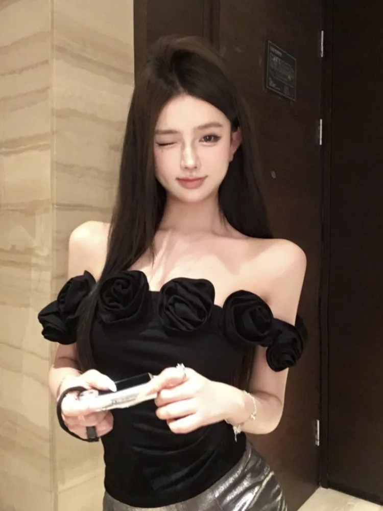 Sexy Slim Fit Floral Patchwork One Shoulder Tube Top T-Shirt Women's Summer New Style Hot Girl Commute Style Short Sleeve
Sexy Slim Fit Floral Patchwork One Shoulder Tube Top T-Shirt Women's Summer New Style Hot Girl Commute Style Short Sleeve
