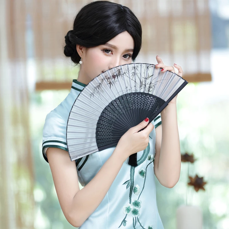 Men's and women's folding fan cheongsam dance dress decoration hand fan travel ball send girlfriends fan home craft decoration
Men's and women's folding fan cheongsam dance dress decoration hand fan travel ball send girlfriends fan home craft decoration