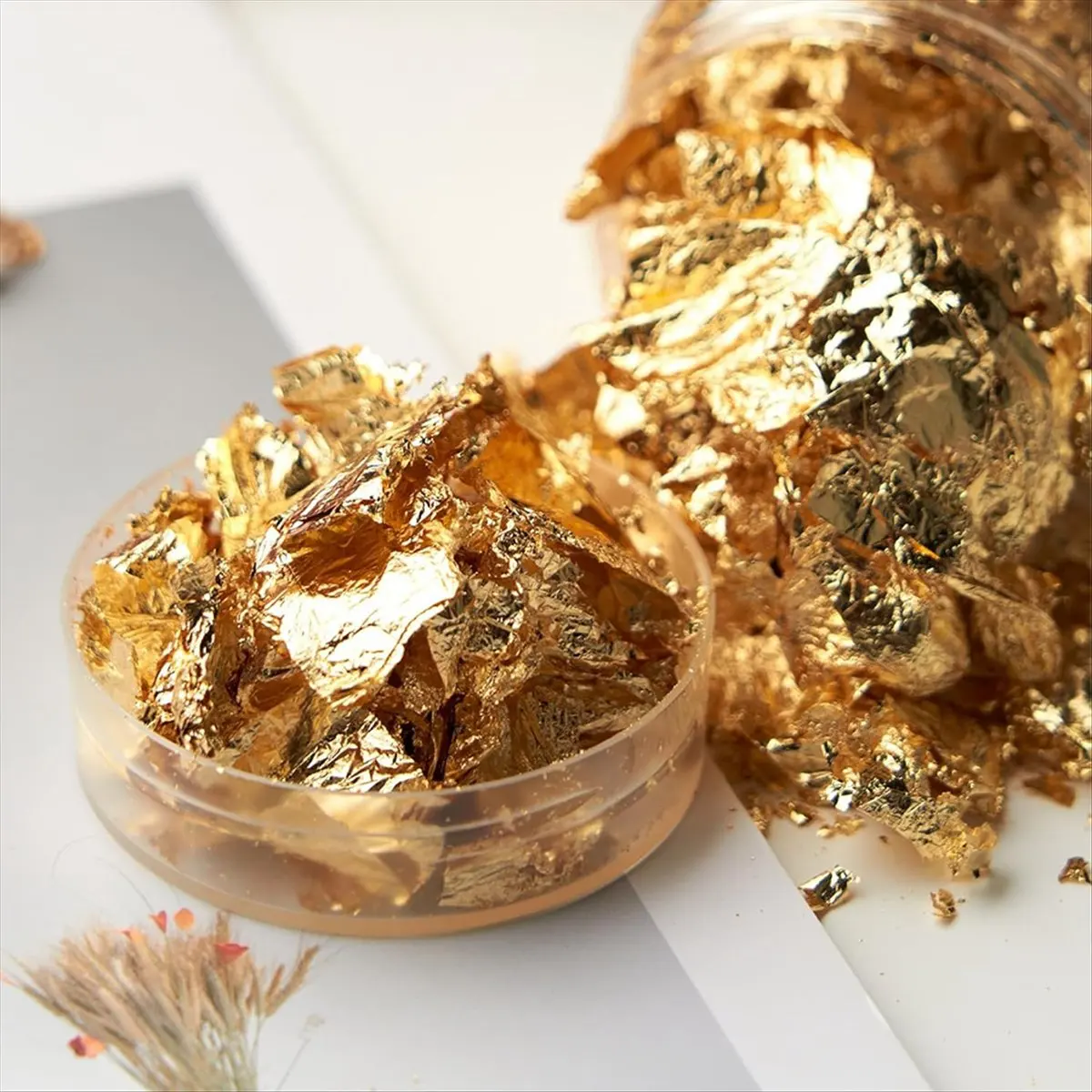 【COUPON!】{0}Gold Foil Leaf Flakes with Tweezers,10g Metallic Gold Foil Flakes for Resin, with Tweezers, Imitation for Nail Art
【COUPON!】{0}Gold Foil Leaf Flakes with Tweezers,10g Metallic Gold Foil Flakes for Resin, with Tweezers, Imitation for Nail Art