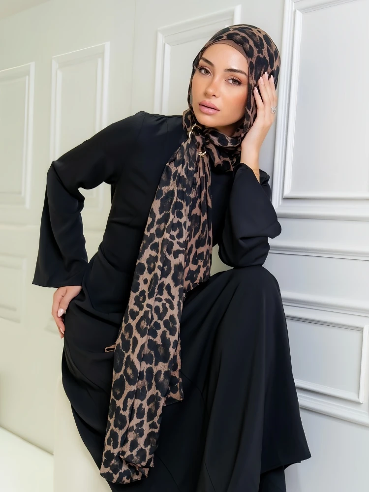 Премиальный модальный принт, хиджабы для женщин, шарф, мягкий дышащий мусульманский модный платок, головной платок, повязки на голову для женщин, хиджаб, тюрбан
Премиальный модальный принт, хиджабы для женщин, шарф, мягкий дышащий мусульманский модный платок, головной платок, повязки на голову для женщин, хиджаб, тюрбан