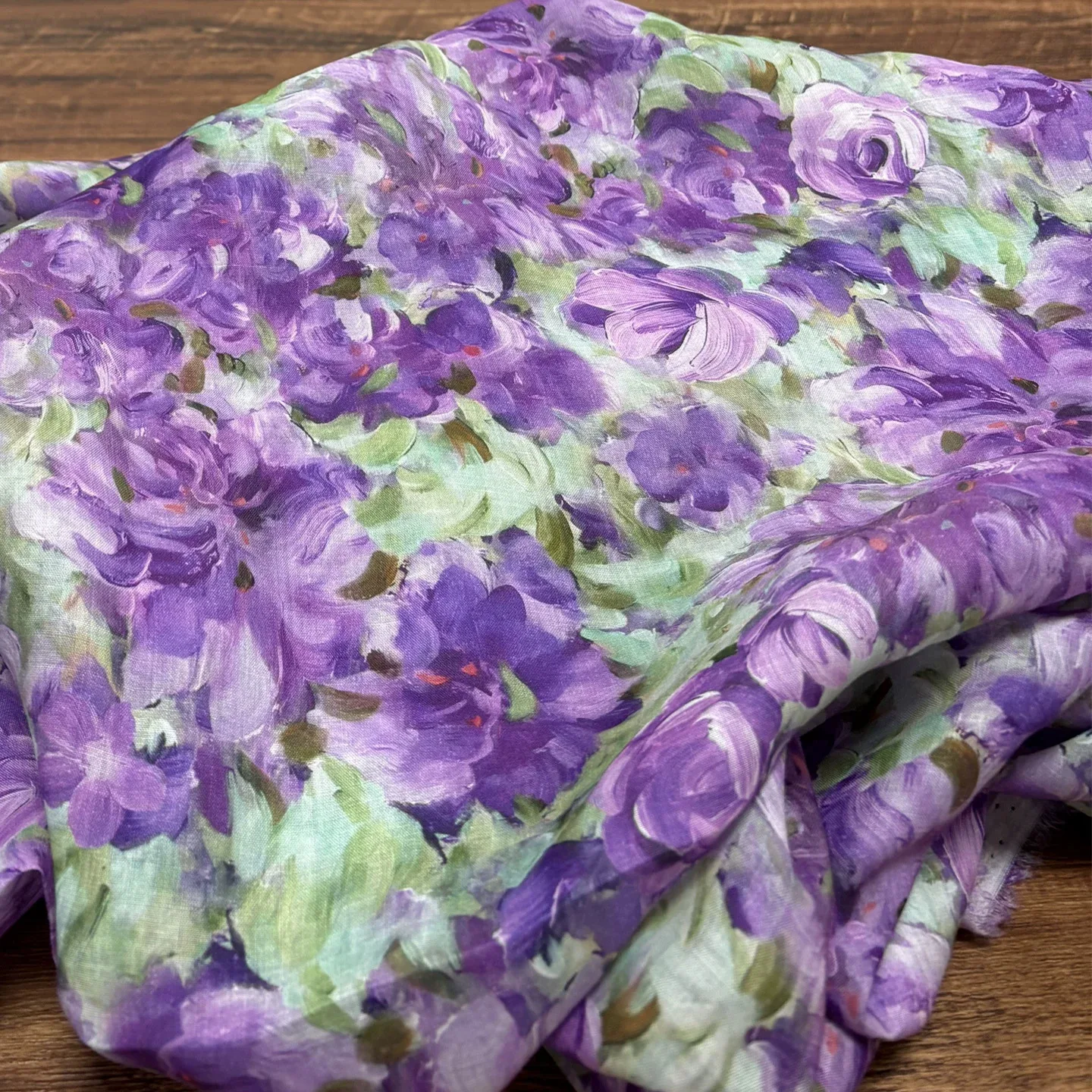1yard Fashion unique cheongsam dress robe shirt fabrics for clothing purple flower print sewing Pure ramie fabric
1yard Fashion unique cheongsam dress robe shirt fabrics for clothing purple flower print sewing Pure ramie fabric