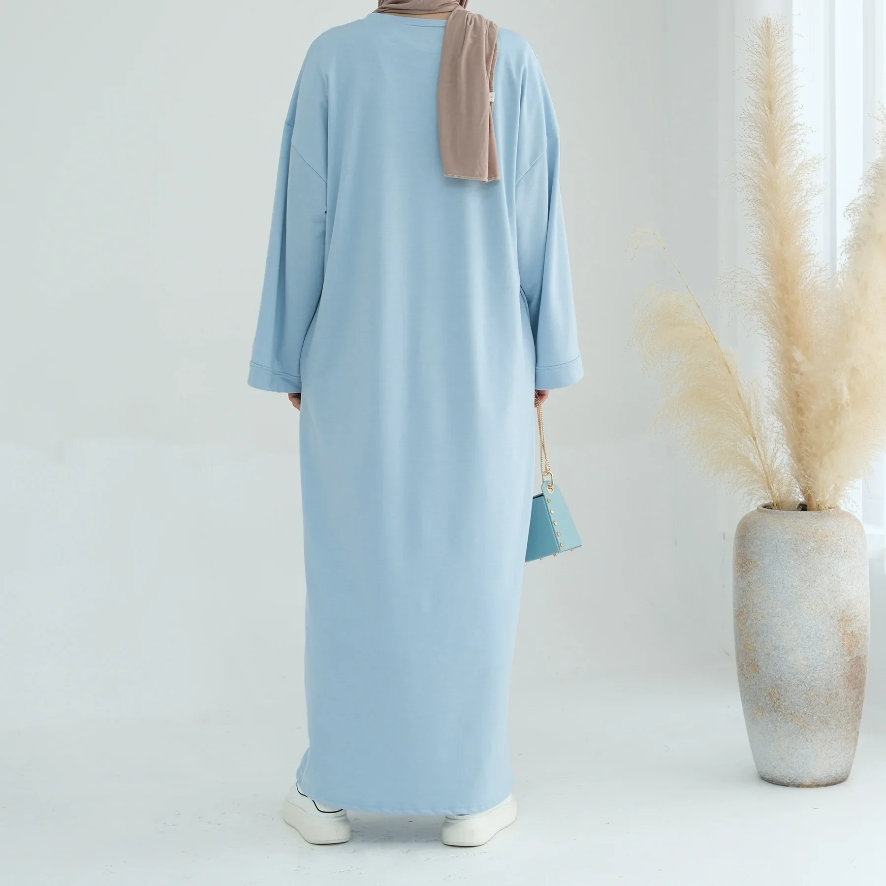 UNI Modest Muslim Ramadan Morocco Long Robe Eid Dresses Dubai 2024 Luxury Long Loose Kebaya Kaftan Women's Prayer Garment
UNI Modest Muslim Ramadan Morocco Long Robe Eid Dresses Dubai 2024 Luxury Long Loose Kebaya Kaftan Women's Prayer Garment