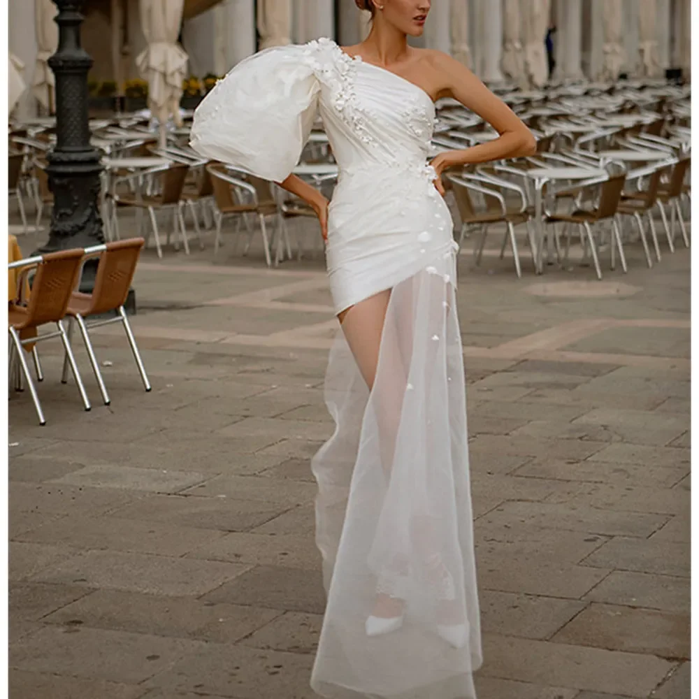 Customized Elegant Mermaid Short Lantern-Sleeved Wedding Dress, Sexy Off-The-Shoulder, Backless Applique Ruffled Bridal Dress
Customized Elegant Mermaid Short Lantern-Sleeved Wedding Dress, Sexy Off-The-Shoulder, Backless Applique Ruffled Bridal Dress