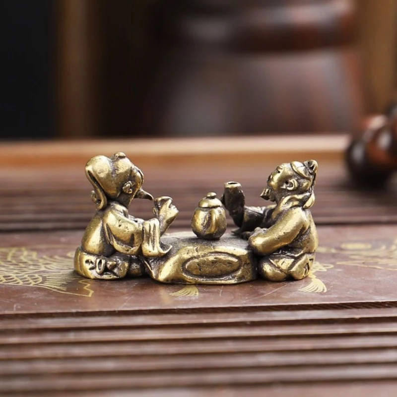 Solid Brass Elder Figurine Vintage Style Tea Pet Handheld Copper Ornament Statue
Solid Brass Elder Figurine Vintage Style Tea Pet Handheld Copper Ornament Statue
