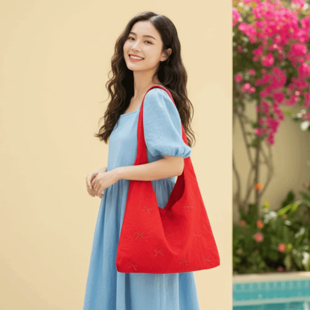 Bowknot Embroidered Canvas Tote Large Capacity Sweet Style Shoulder Bag Solid Color Lightweight Commute Handbag School Life
Bowknot Embroidered Canvas Tote Large Capacity Sweet Style Shoulder Bag Solid Color Lightweight Commute Handbag School Life
