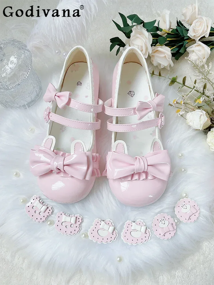 Милые летние туфли Лолита на низком каблуке с круглым носком и бантом в японском стиле, на платформе
Милые летние туфли Лолита на низком каблуке с круглым носком и бантом в японском стиле, на платформе