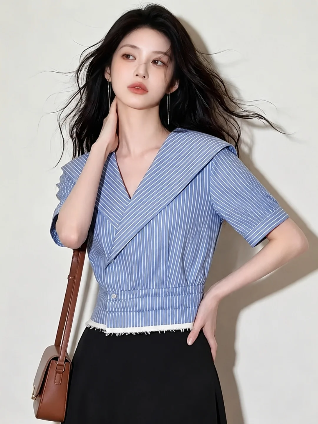 Summer 2026 Slim Fit Striped Shirt Short Sleeve Women's Fashion Korean Style Commute Straight Cut High Waist Color Block Top
Summer 2026 Slim Fit Striped Shirt Short Sleeve Women's Fashion Korean Style Commute Straight Cut High Waist Color Block Top