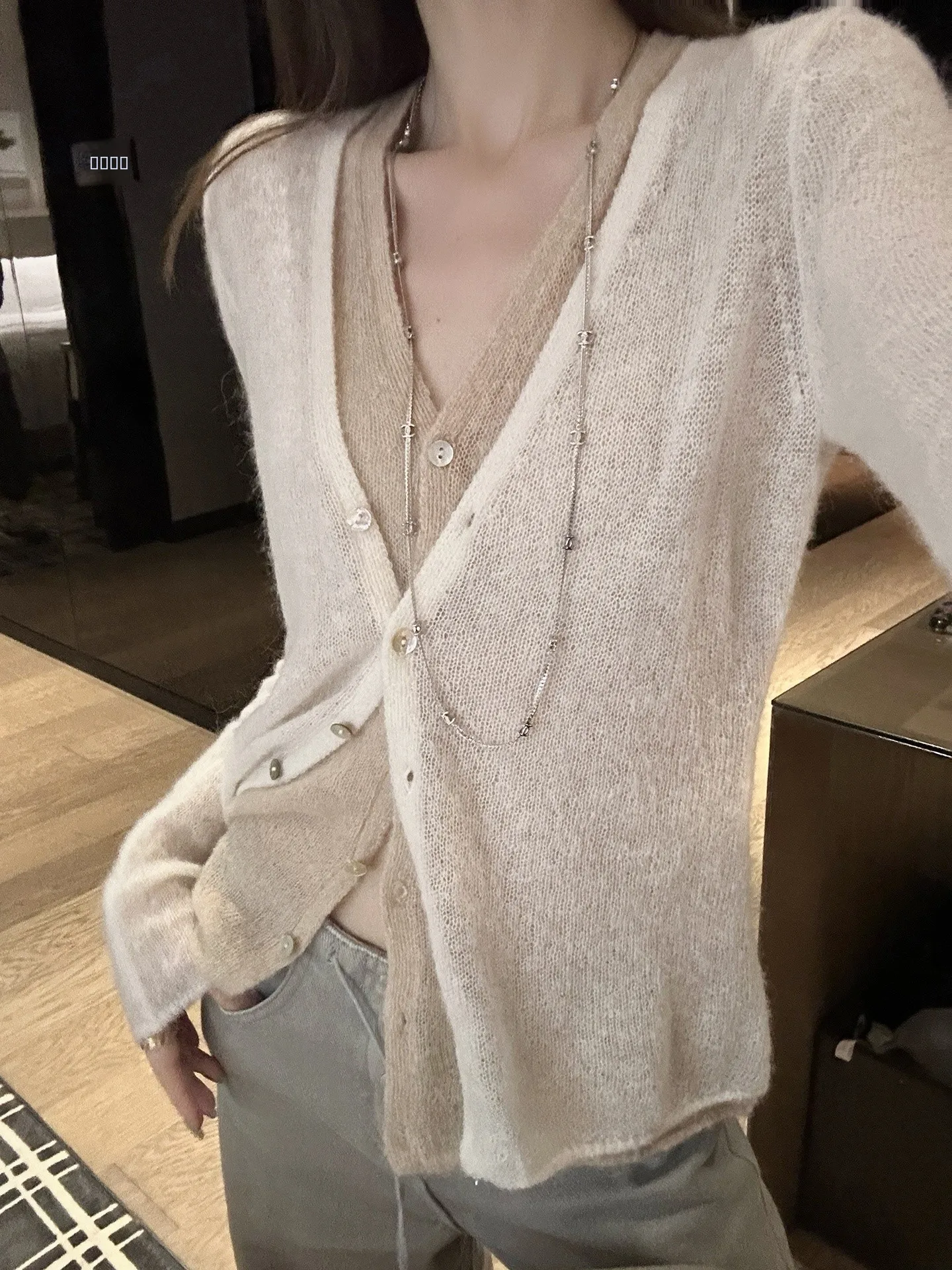 Женский вязаный кардиган Bla Bean H Humming Reissue Private Label Color Blo V Ne с эффектом двухслойности, с длинными рукавами, универсальный
Женский вязаный кардиган Bla Bean H Humming Reissue Private Label Color Blo V Ne с эффектом двухслойности, с длинными рукавами, универсальный