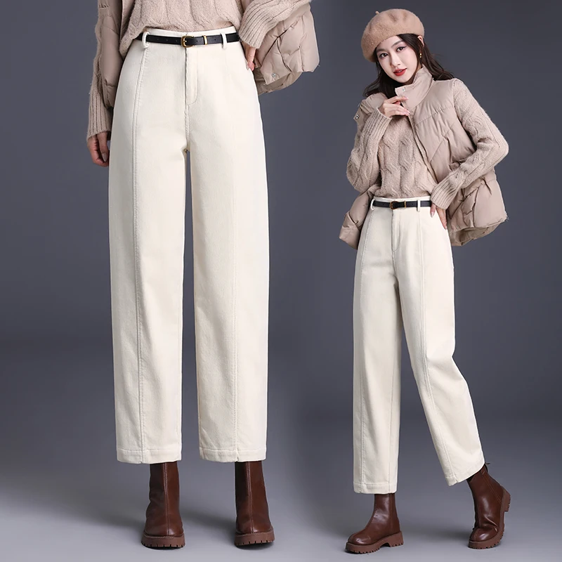 Женские повседневные прямые брюки из утолщенного вельвета с высокой талией в корейском стиле, осенне-зимние, новые модные свободные широкие брюки
Женские повседневные прямые брюки из утолщенного вельвета с высокой талией в корейском стиле, осенне-зимние, новые модные свободные широкие брюки